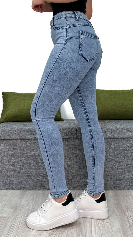 JEANS SKINNY PUSH-UP LEGGERO PER L’ESTATE tgXS
