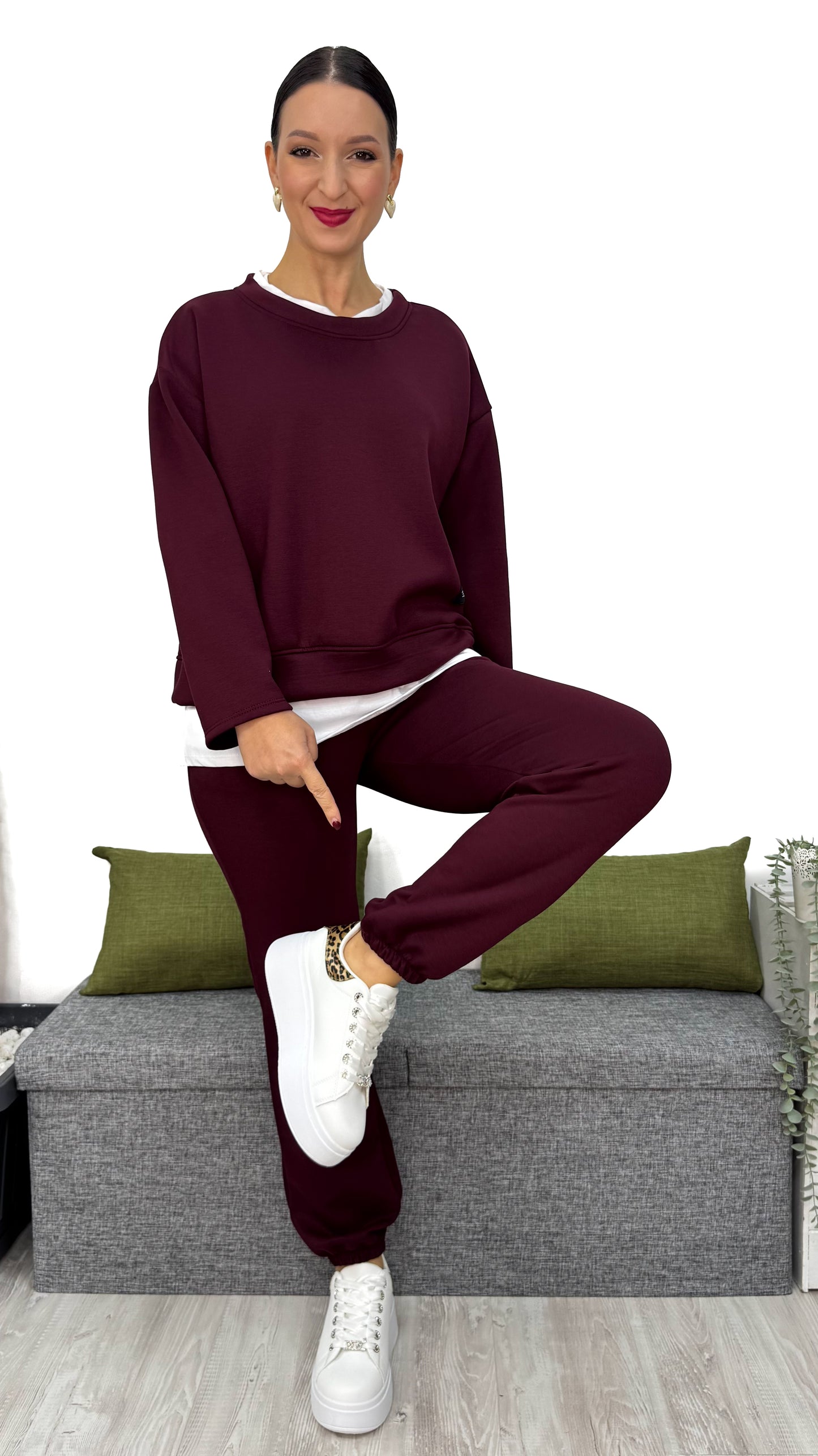 TUTA FELPATA CON BORDINO