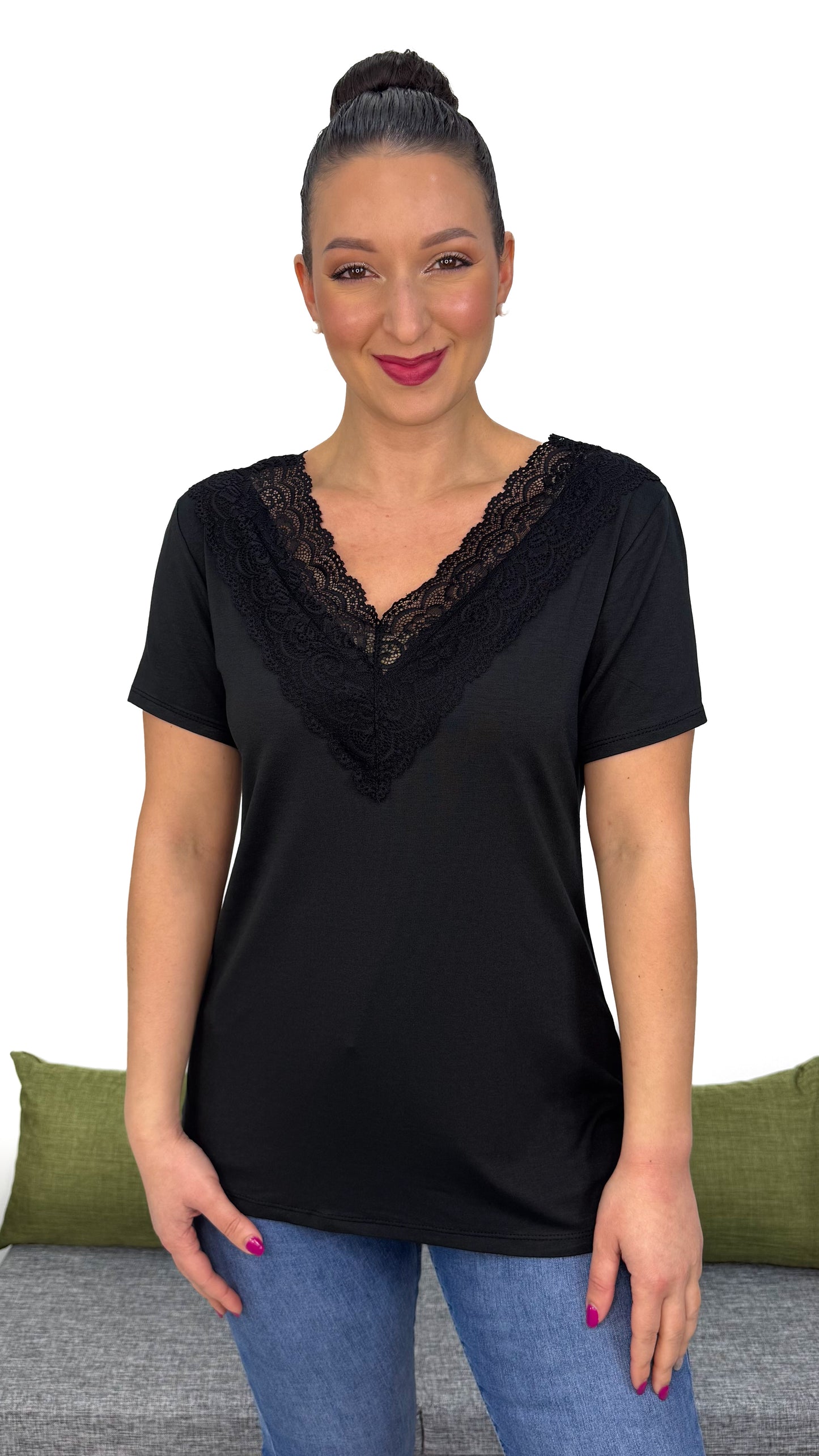 T-SHIRT CON PIZZO ideale anche come sotto giacca