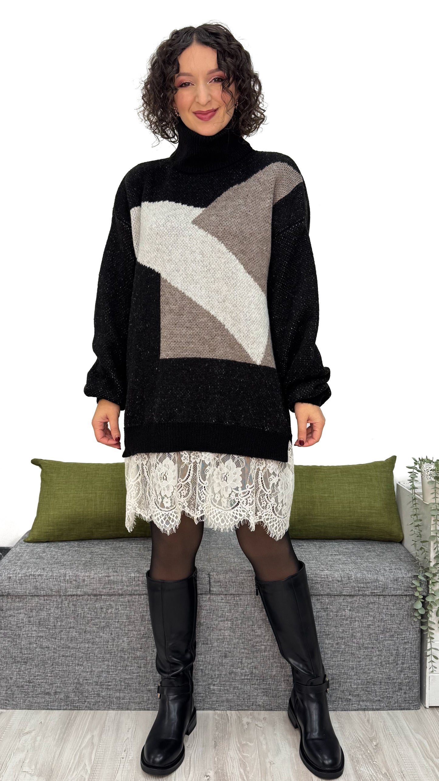 ABITO/MAGLIONE CON PIZZO