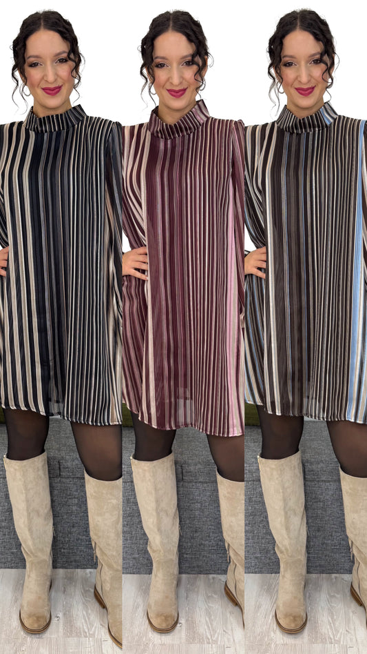 ABITO RIGHE RAFFINATE