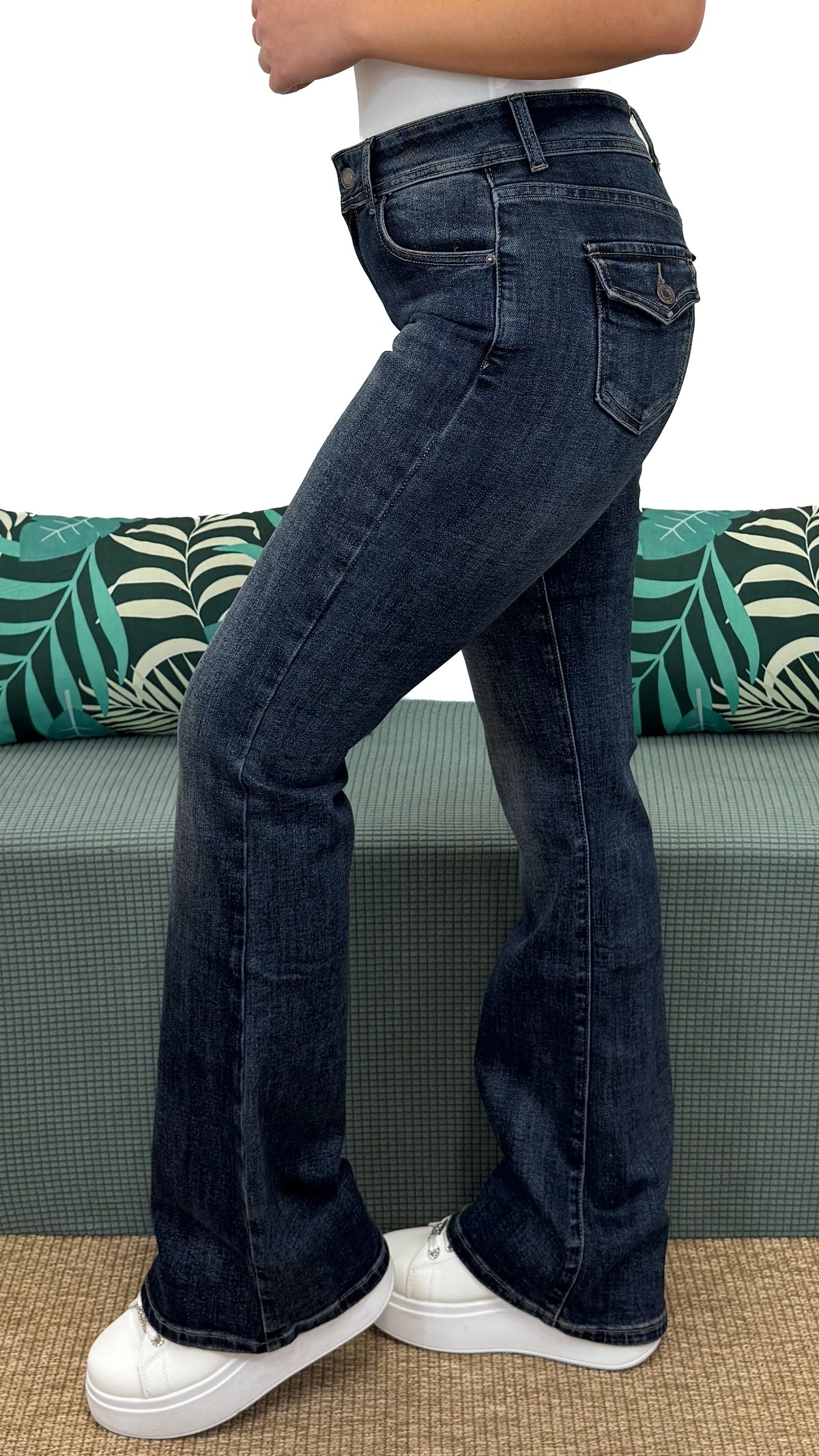 JEANS FLARE DENIM SCURO