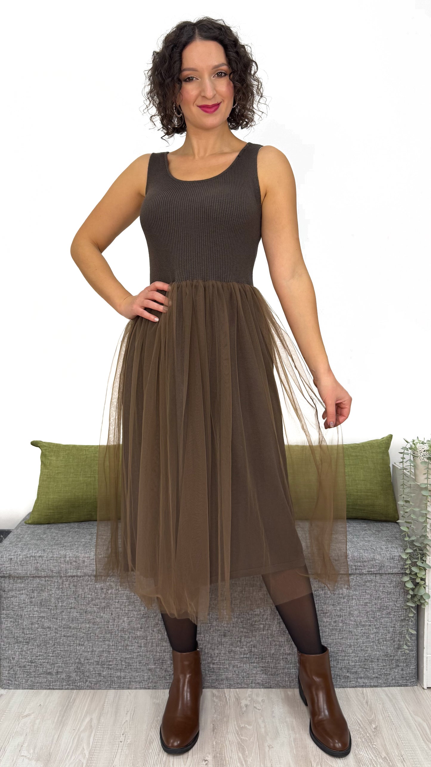 ABITO MAGLIA E TULLE