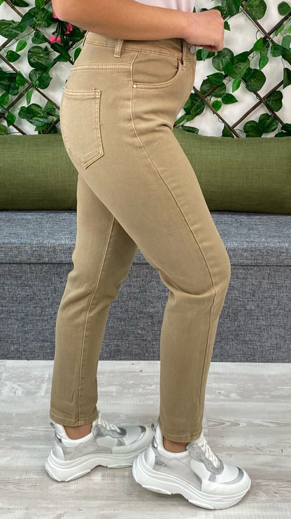 JEANS MOM-FIT CAMEL