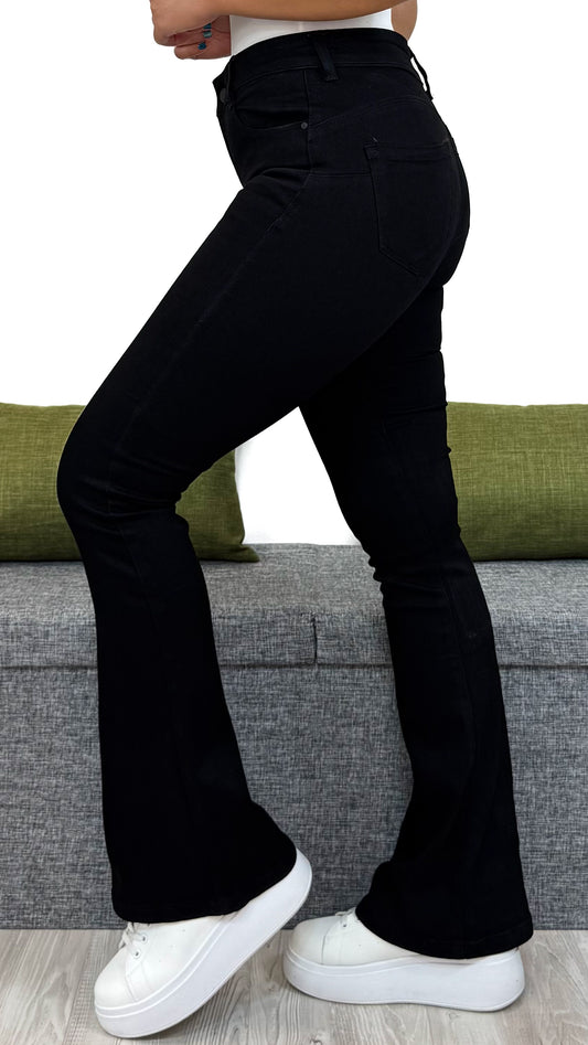 JEANS FLARE NERO EFFETTO -5KG